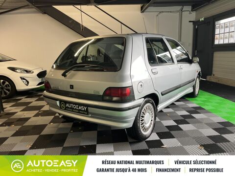 Clio baccara 1.8 90 ch boite automatique / Youngtimer 1995 occasion 64600 Anglet
