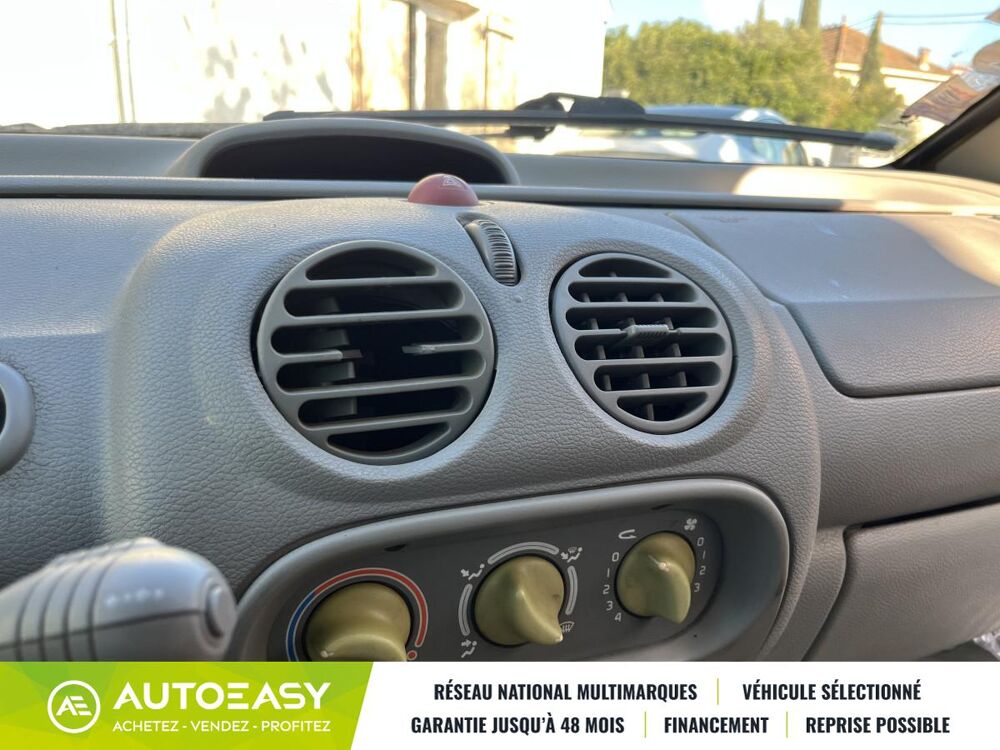 Twingo 1.2 60ch// GARANTIE 6 MOIS // Peinture Compl&egrave;te Saumon + Toi 1999 occasion 84260 Sarrians