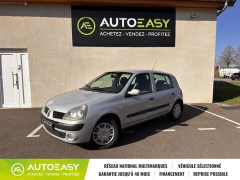 Renault Clio II 5 Portes Phase 2 1.2 i 16V 75 cv 2004 occasion SEVENANS 90400