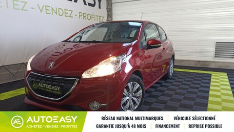 Peugeot 208 1.2L Essence 82 ch  Finition Allure  C