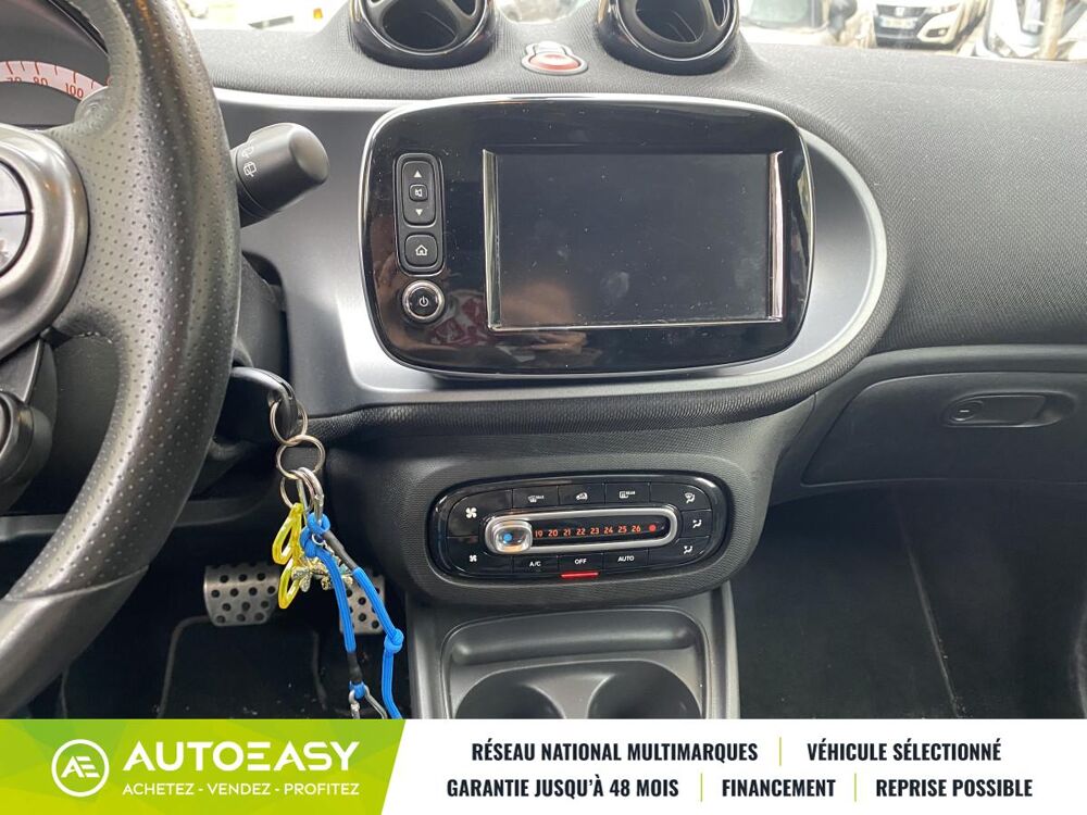 ForTwo 0.9 Ti 90 CH PRIME 65500 KMS 2015 occasion 06300 Nice