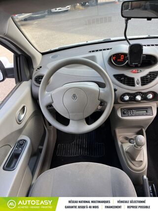 Twingo 1.2i 16v 75cv Clim / petit prix / 155000km / 2010 2010 occasion 13290 Aix-en-Provence