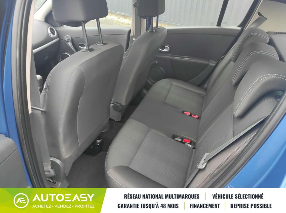 Clio III 1.2 16V 75 CH DYNAMIQUE CLIM AUTO TBE CT OK 2011 occasion 08440 Vivier au Court