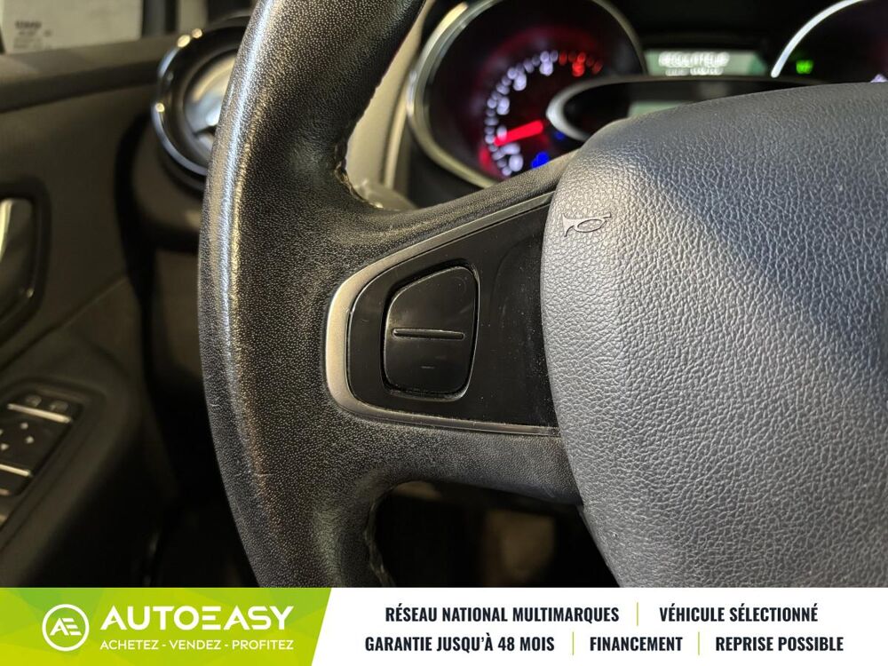 Clio 1.5 dCi 90 ch Intens 5 portes / Radar de recul 2017 occasion 29850 GOUESNOU