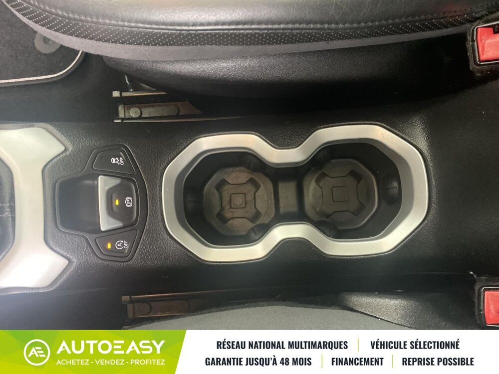 Renegade 1.4 TURBO MULTIAIR LIMITED 2WD 140 2015 occasion 78380 Bougival