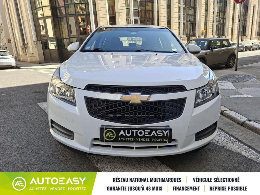 Cruze 1.6i 124 CH LS PLUS 23750 kms ditribution ok 1ere main 2012 occasion 06300 Nice