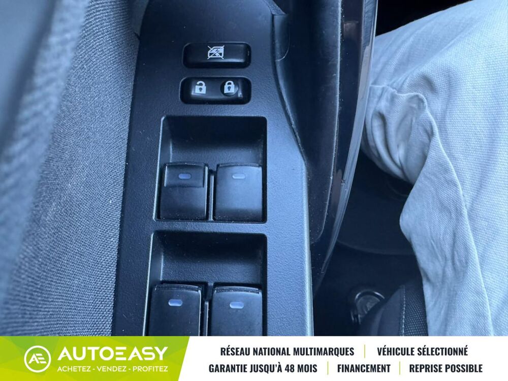 Auris Phase 2 1.8 VVT-i HSD CVT 136CV DESIGN 2016 occasion 56000 Vannes