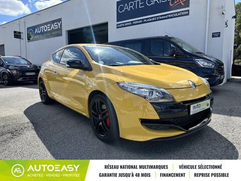 M&eacute;gane III Coup&eacute; RS 2.0 TCe 250 CV CUP - ETAT NEUF -RECARO - AUTOB 2011 occasion 56000 Vannes