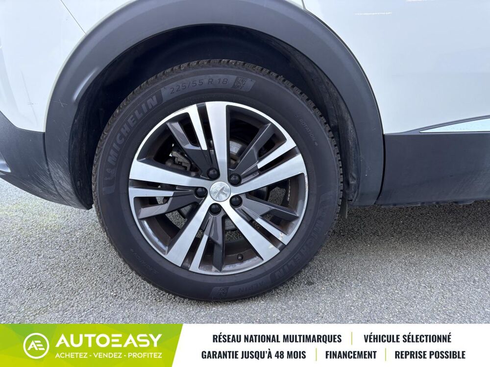 3008 1.6 PHEV e-EAT8 225 CH ALLURE PACK HYBRIDE 2022 occasion 56000 Vannes