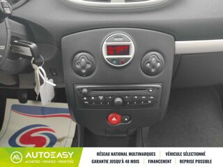 Clio III 1.2 16V 75 CH DYNAMIQUE CLIM AUTO TBE CT OK 2011 occasion 08440 Vivier au Court