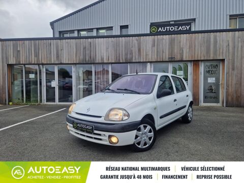 Clio II 5 Portes 1.2 i 60 / BON ETAT / ENTRETIEN COMPLET 1999 occasion 79000 NIORT