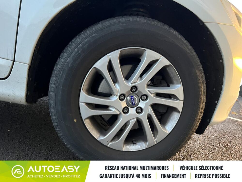 XC60 D4 2.0 TDi FWD Geartronic 190 cv Bo&icirc;te auto Momentenum Busin 2015 occasion 90400 SEVENANS