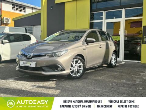 Toyota Auris Phase 2 Hatchback 1.8 VVT-i HSD 16V CVT Hybride 136cv Boîte 2016 occasion Baie-Mahault 97122