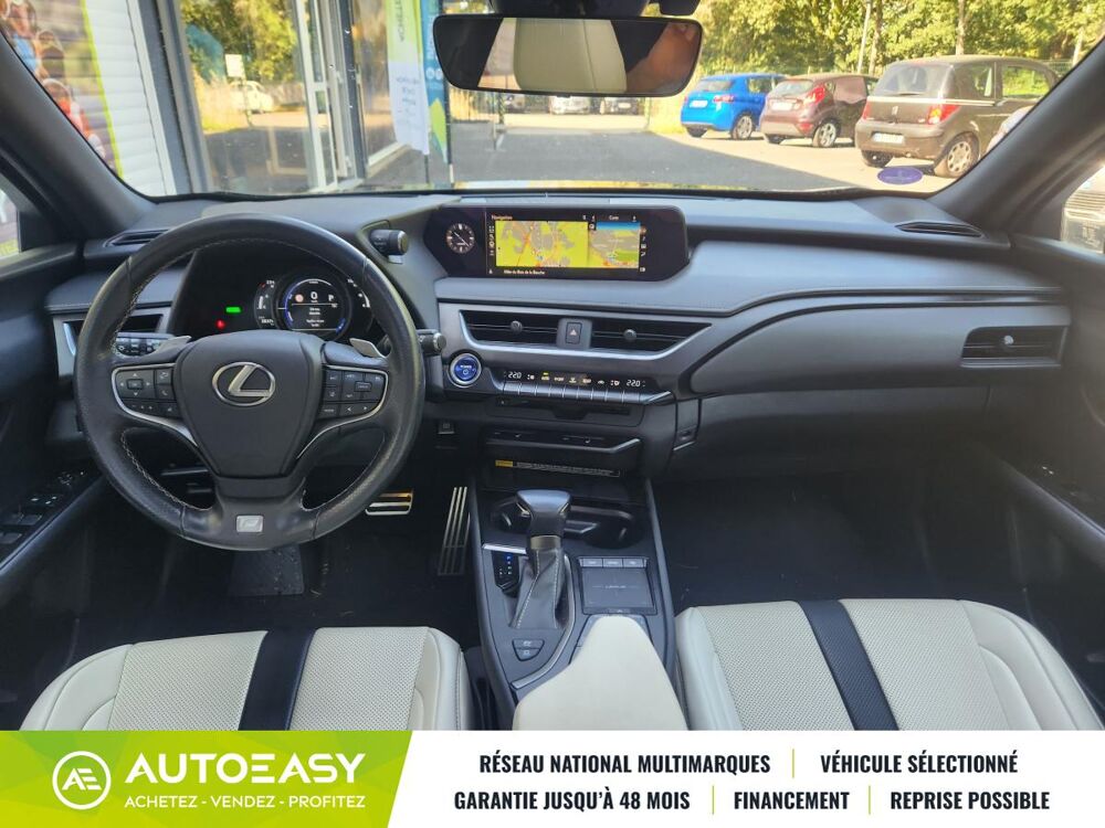 UX 250h F SPORT Executive Toit ouvrant 2022 occasion 44470 Carquefou