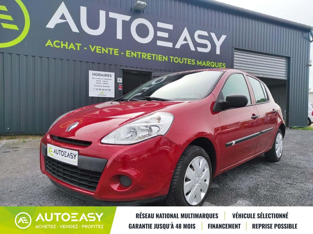 Clio III 1.2 16V 75 CH AUTHENTIQUE 80000 KMS 2011 occasion 08440 Vivier au Court