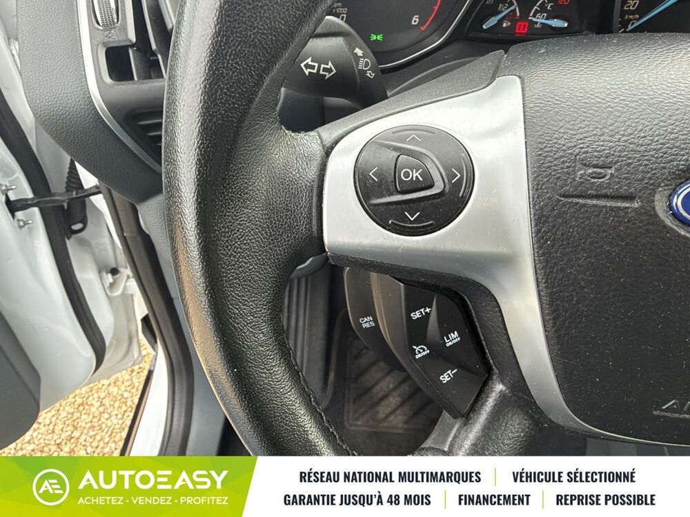 C-max 1.6 TDCI 115 FAP TITANIUM / ATTELAGE / TOIT PANORAMIQUE 2014 occasion 24100 Creysse