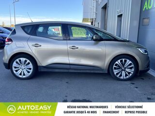 Sc&eacute;nic IV 1.2 Tce 115 cv LIFE / 1&egrave;re Main / Attelage 2017 occasion 03000 Avermes