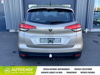 Sc&eacute;nic IV 1.2 Tce 115 cv LIFE / 1&egrave;re Main / Attelage 2017 occasion 03000 Avermes