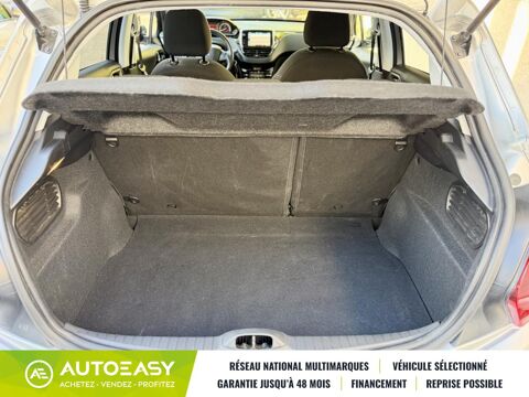 208 1.2 THP Allure 110 cv / 35 500 km / FULL Entretien PEUGEOT / 2016 occasion 34430 Saint-Jean-de-Vedas