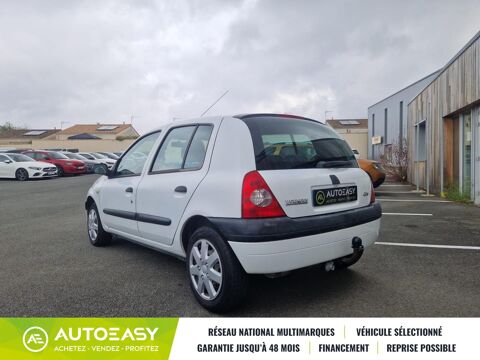 Clio II 5 Portes 1.2 i 60 / BON ETAT / ENTRETIEN COMPLET 1999 occasion 79000 NIORT