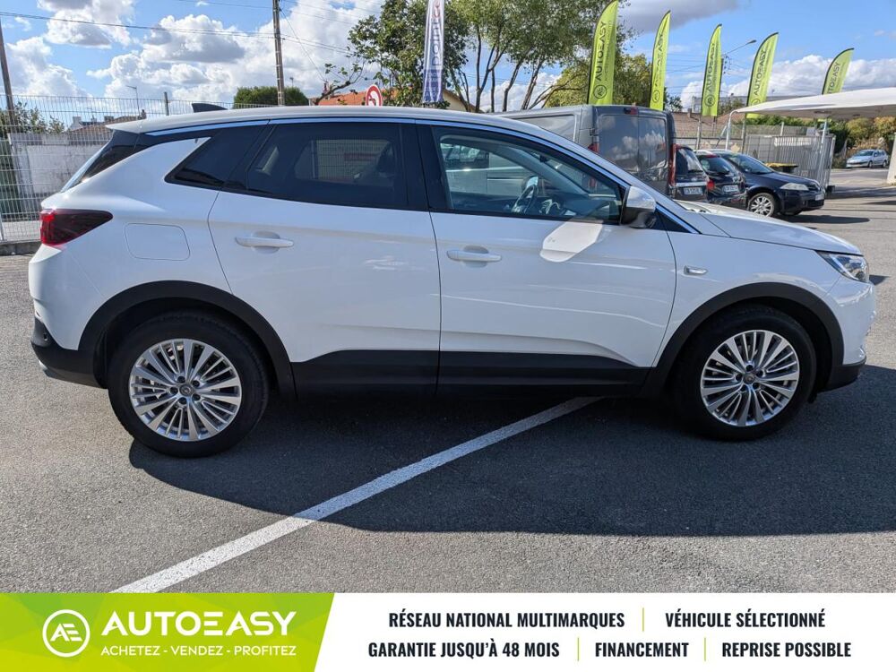 Grandland x 1.2 i Turbo 130 INNOVATION / 1ERE MAIN / GARANTIE 12 MOIS 2018 occasion 79000 NIORT