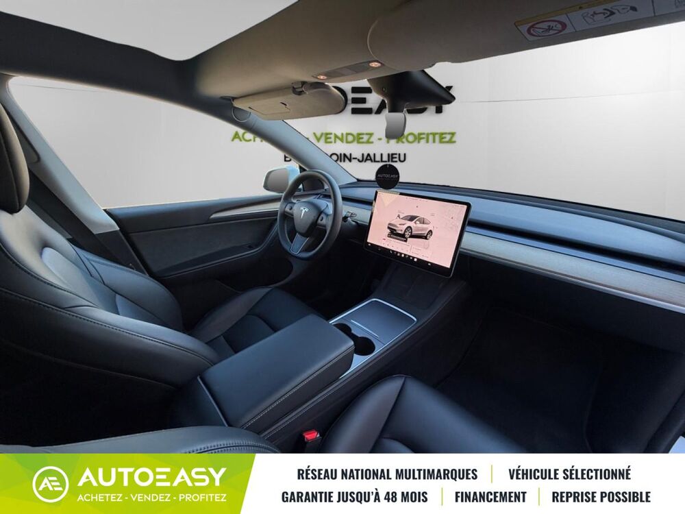 Model Y STANDARD RANGE / 299 CH / SOH 92.1% 2023 occasion 38300 Bourgoin-Jallieu