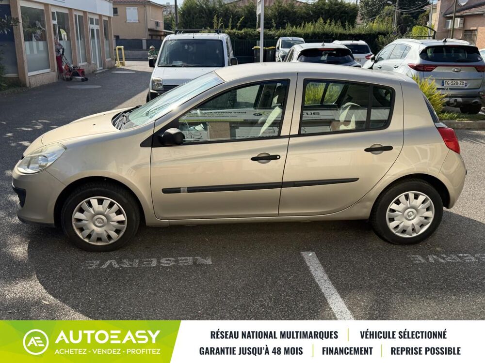 Clio 1.2 TCe 100 ch Dynamique 5p / Clim auto / Vitres AV elec / F 2007 occasion 69120 Vaulx-en-Velin