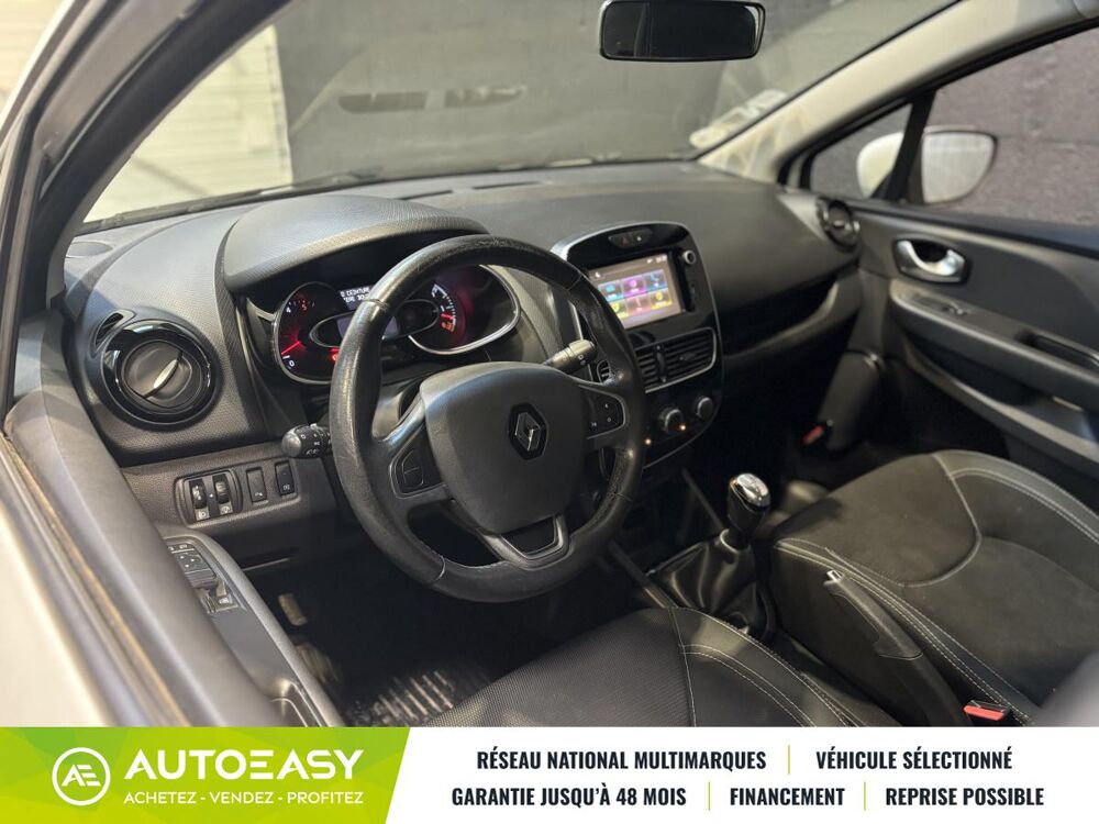Clio 1.5 dCi 90 ch Intens 5 portes / Radar de recul 2017 occasion 29850 GOUESNOU
