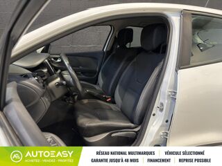 Clio 1.5 dCi 90 ch Intens 5 portes / Radar de recul 2017 occasion 29850 GOUESNOU