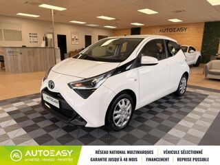Aygo 5 PORTES Phase 2 1.0 VVTI 12V 72 / X PLAY APP / 1ERE MAIN 2019 occasion 42120 LE COTEAU