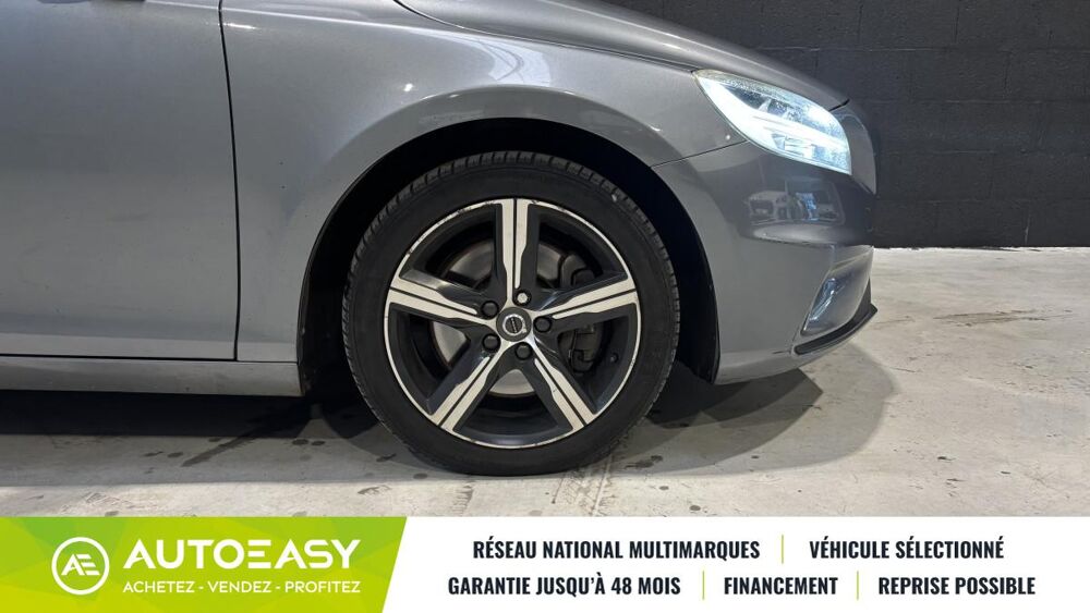 V40 D3 2.0 150cv R-DESIGN / SIEGES CUIR-ALCANTARA / RADARS AR / 2017 occasion 29850 GOUESNOU