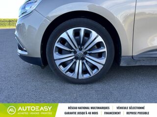 Sc&eacute;nic IV 1.2 Tce 115 cv LIFE / 1&egrave;re Main / Attelage 2017 occasion 03000 Avermes