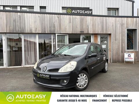 Renault Clio III 5 Portes Phase 2 1.2 101 DYNAMIQUE / DISTRIBUTION FAITE 2008 occasion NIORT 79000