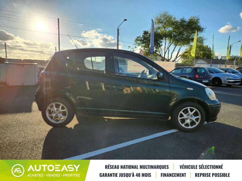 Yaris 1.4 D-4D 75 FINITION SOL /MOTEUR A CHAINE / IDEAL JEUNE COND 2004 occasion 79000 NIORT