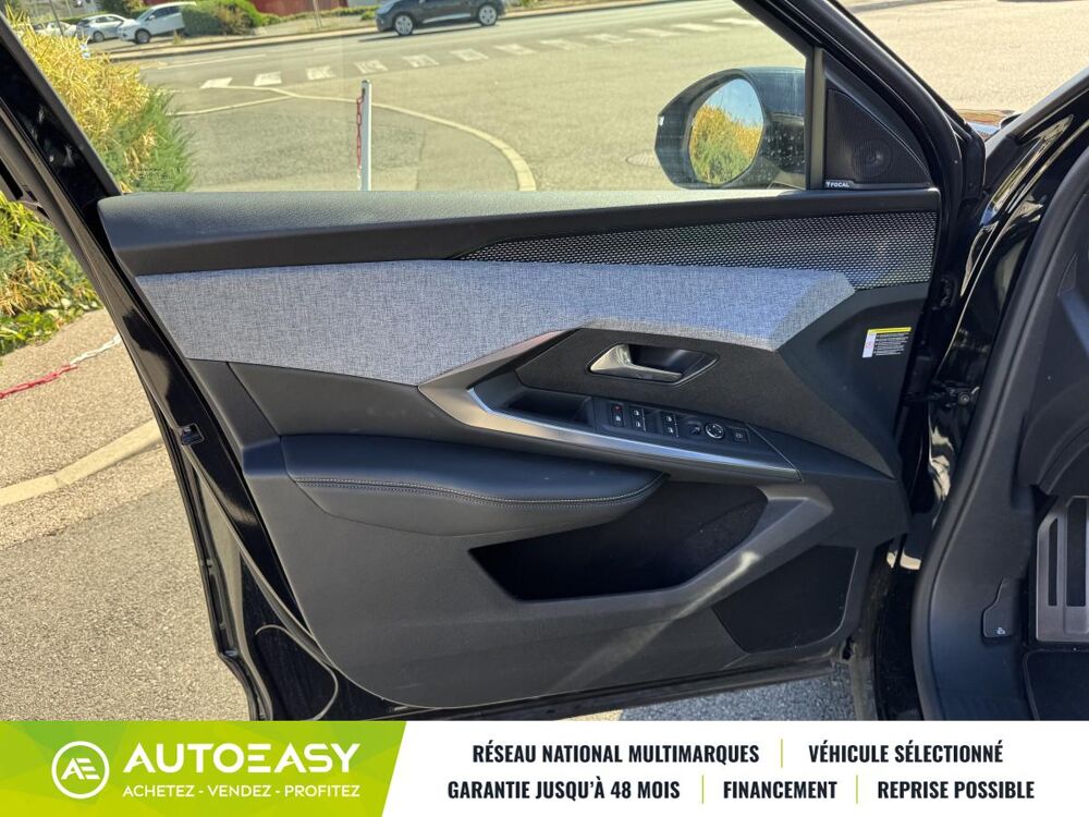 3008 1.2 Hybrid 136 cv Bo&icirc;te auto GT hifi Focal, Alcantara 2024 occasion 42580 L'Etrat