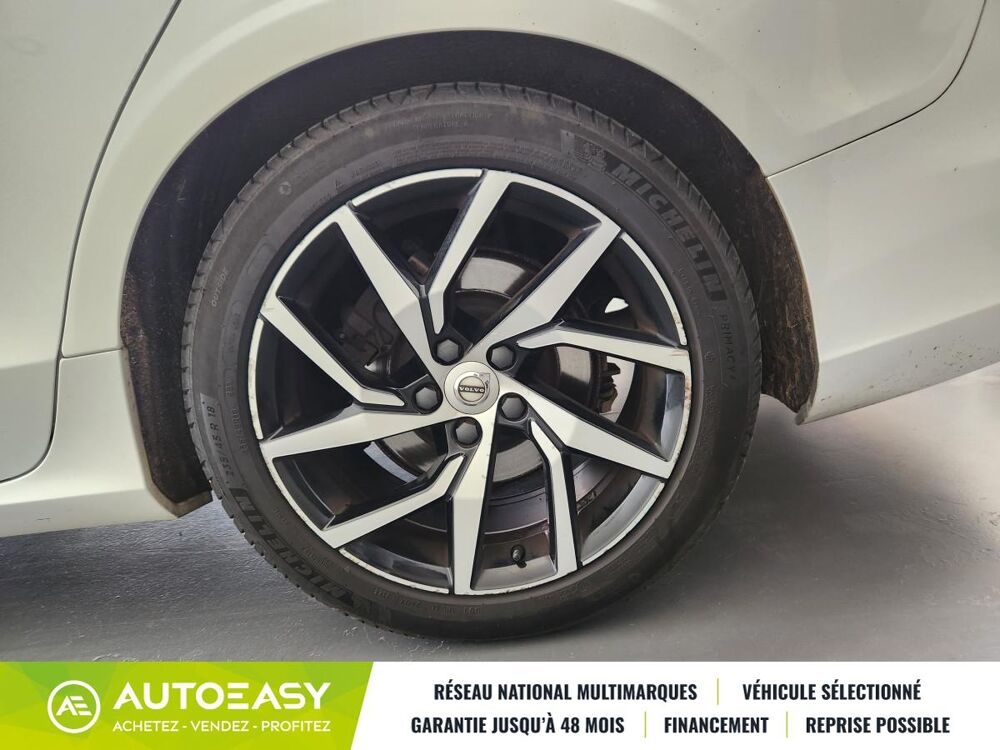 V60 D4 190ch AdBlue Momentum Geartronic 2018 occasion 44470 Carquefou