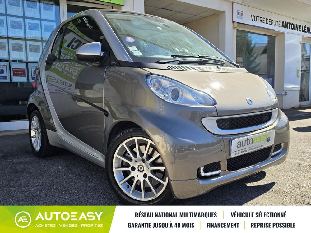 ForTwo Fortwo - Coup&eacute; (451) 1.0 i 12V MHD 71 cv 2011 occasion 91700 Sainte-Genevi&egrave;ve des Bois