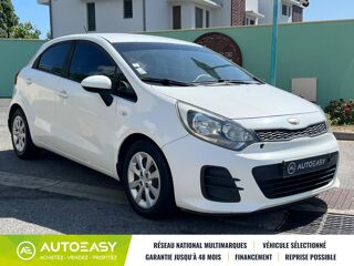 Rio III (IH) Phase 2 5 Portes 1.1 CRDi 12V 75 cv 2017 occasion 97354 Remire Montjoly