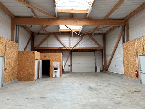 local d'activite artisanal ou commercial 200 m&sup2; 280280 49330 Etriche