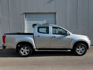 D-Max DMAX 2.5-D 163CV BVA 4 PORTES ATTELAGE CAMERA CUIR CHAUFFAG 2013 occasion 39140 Bletterans