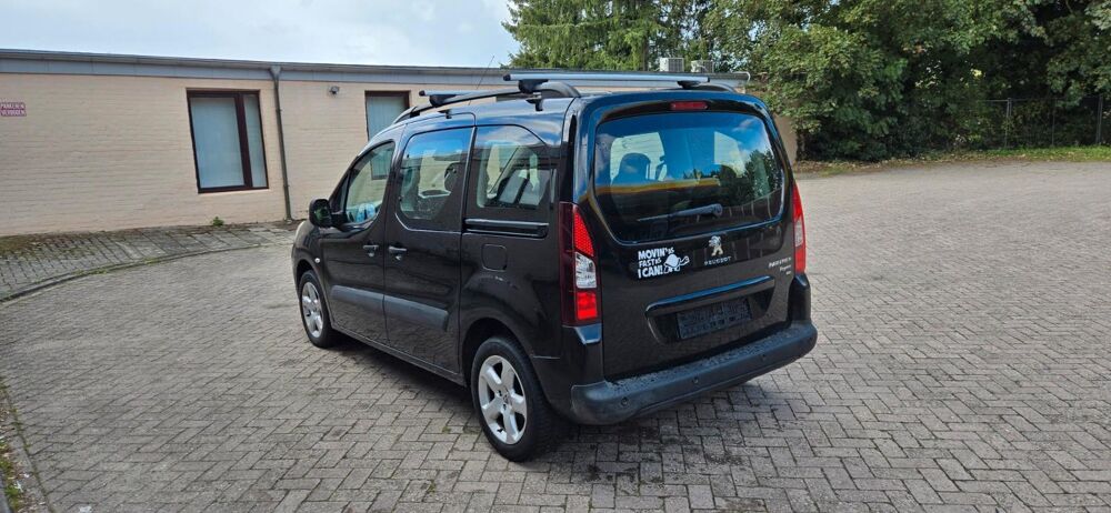 Partner PARTNER Tepee 1.6 HDI 92cv Allure 7-places clim cd 2013 occasion 39140 Bletterans