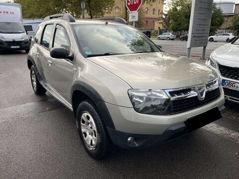 Dacia Duster DUSTER 1.5 dci Laureate 4x4 premiere main pdc distrib ok 2011 occasion Bletterans 39140