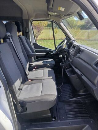 Master MASTER II 2.3DCI 135CV L2H2 CABINE 7 PLACES AMENAGEMENT AR 2021 occasion 39140 Bletterans