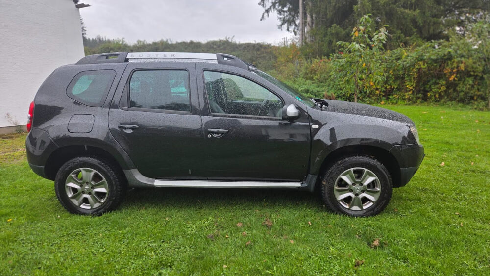 Duster DUSTER 1.5 dci 4x4 110cv gps clim pdc cuir regum 2014 occasion 39140 Bletterans