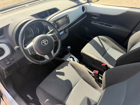Yaris YARIS Hybrid Life Kamera/Klimaautomatik/LED 2012 occasion 39140 Bletterans