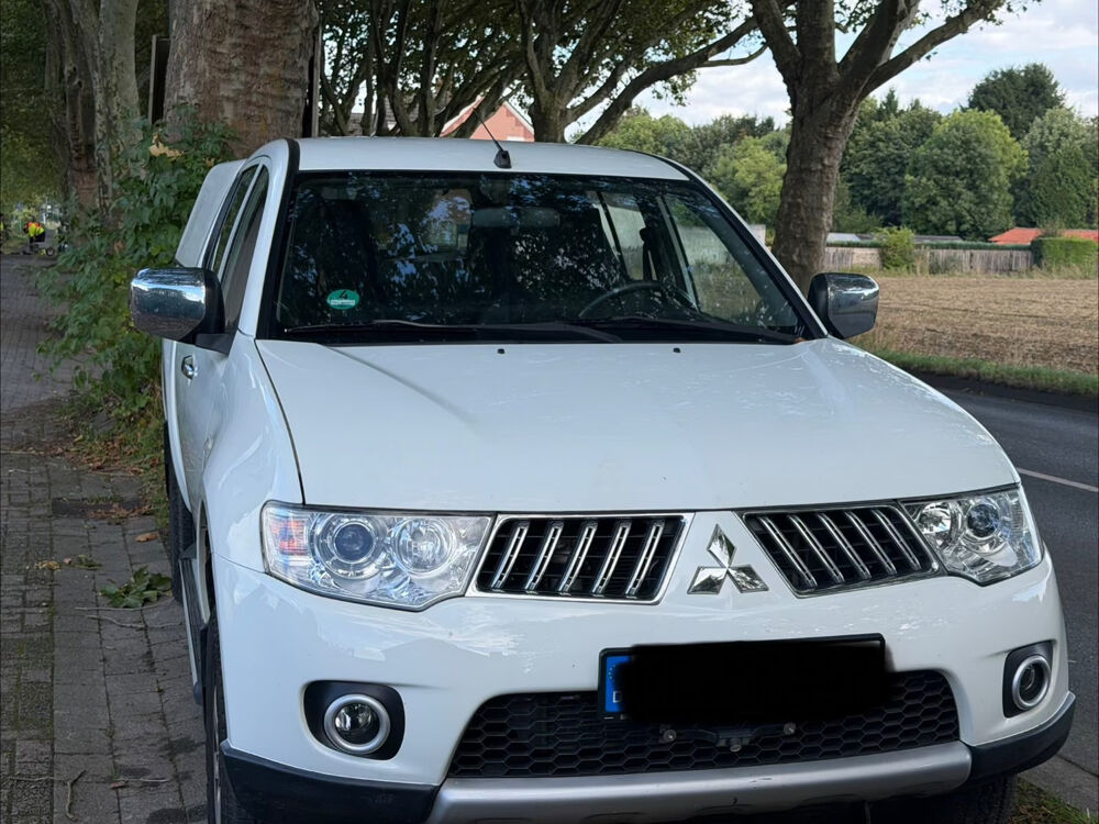 L200 2.5 DI-D 136cv 4 PORTES Hardtop, attelage 2012 occasion 39140 Bletterans