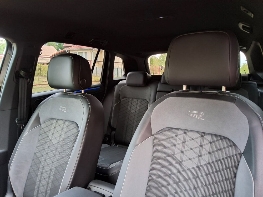 Tiguan TIGUAN R-Line 150cv automatik camera Navi Digital led 1 main 2023 occasion 39140 Bletterans