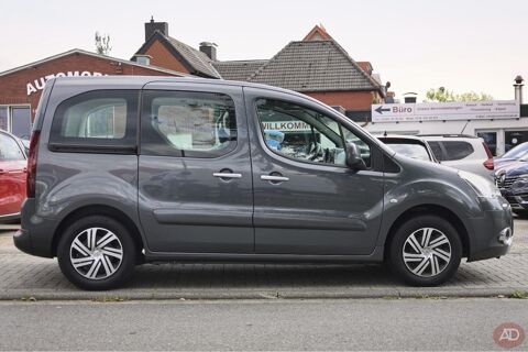 Berlingo BERLINGO 1.6 HDI 92CV BOITE AUTO MULTISPACE CLIM REGUL 2014 occasion 39140 Bletterans