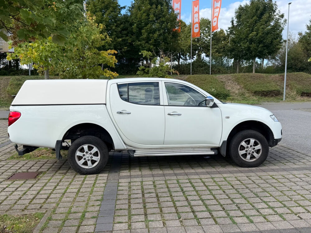 L200 2.5 DI-D 136cv 4 PORTES Hardtop, attelage 2012 occasion 39140 Bletterans