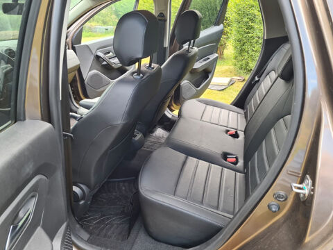 Duster DUSTER II 1.5 dci 116CV 4x4 PRESTIGE GPS PDC SIEGES CHAUF 2019 occasion 39140 Bletterans